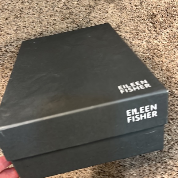 Eileen Fisher ankle boot - Picture 12 of 17